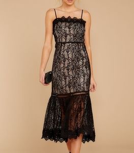 BB Dakota Size 6 Black Lace To Face Lace Midi Dress